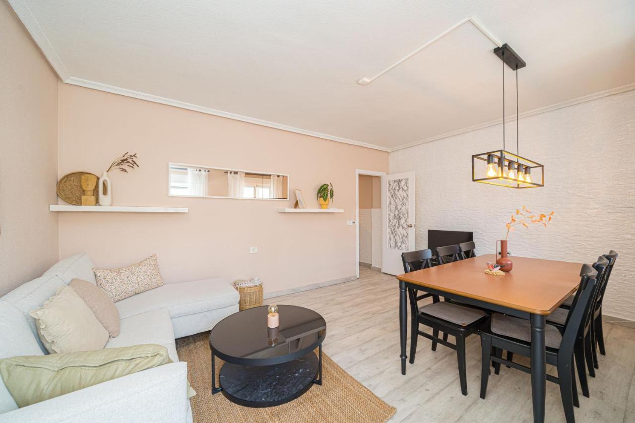 Casa Terra: Apartment 50 Meters From The Beach Torrevieja Exterior photo