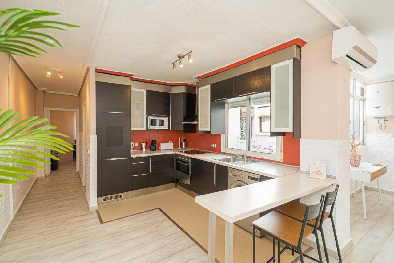 Casa Terra: Apartment 50 Meters From The Beach Torrevieja Exterior photo