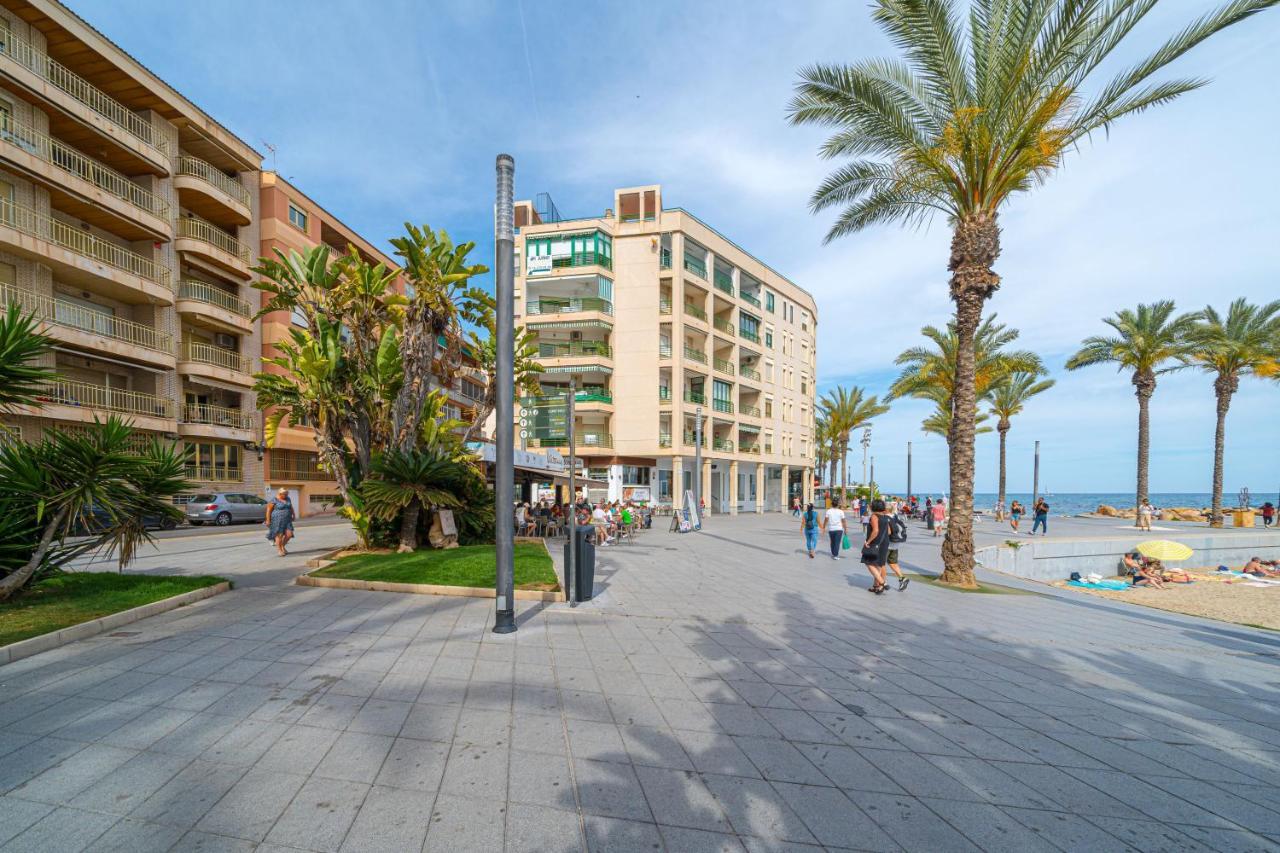 Casa Terra: Apartment 50 Meters From The Beach Torrevieja Exterior photo